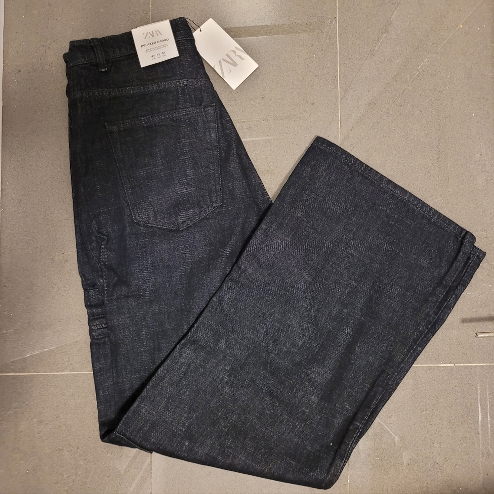Zara Women's Relaxed Cargo Mid Rise Jeans